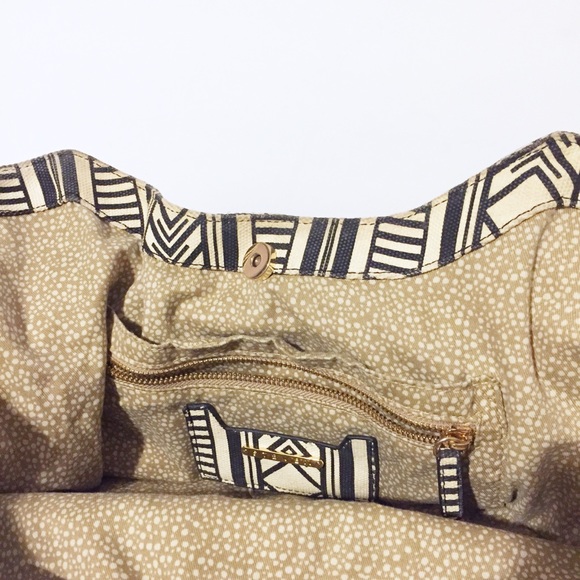 Steve Madden large printed canvas tote bag - Picture 4 of 7